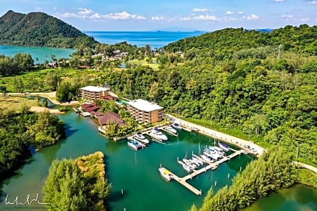 Marina Sands Resort (SHA Extra Plus)