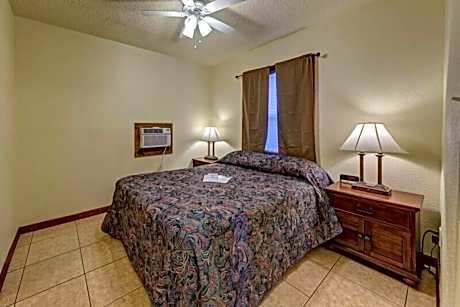 Queen Room - Disability Access