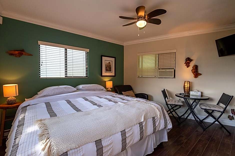 The Fraser River's Edge B&B Lodge