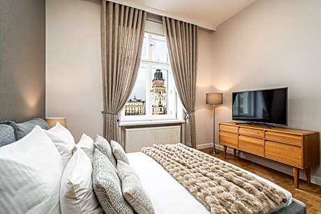 Venetian House Market Square Aparthotel