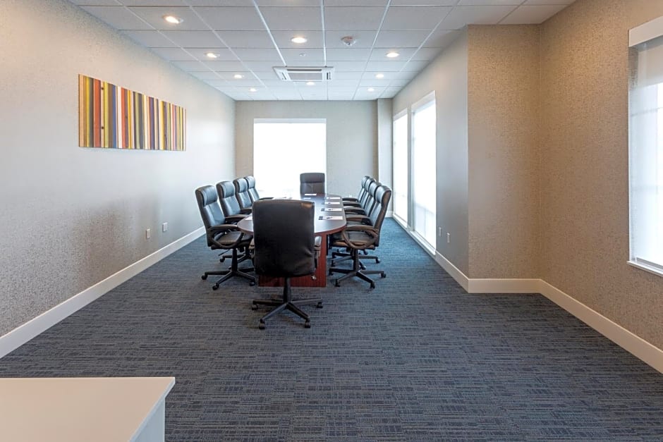 Holiday Inn Express & Suites Seattle South - Tukwila By IHG