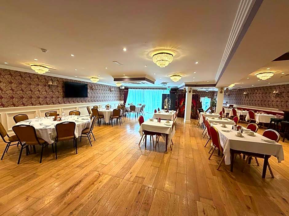Connemara Lake Hotel