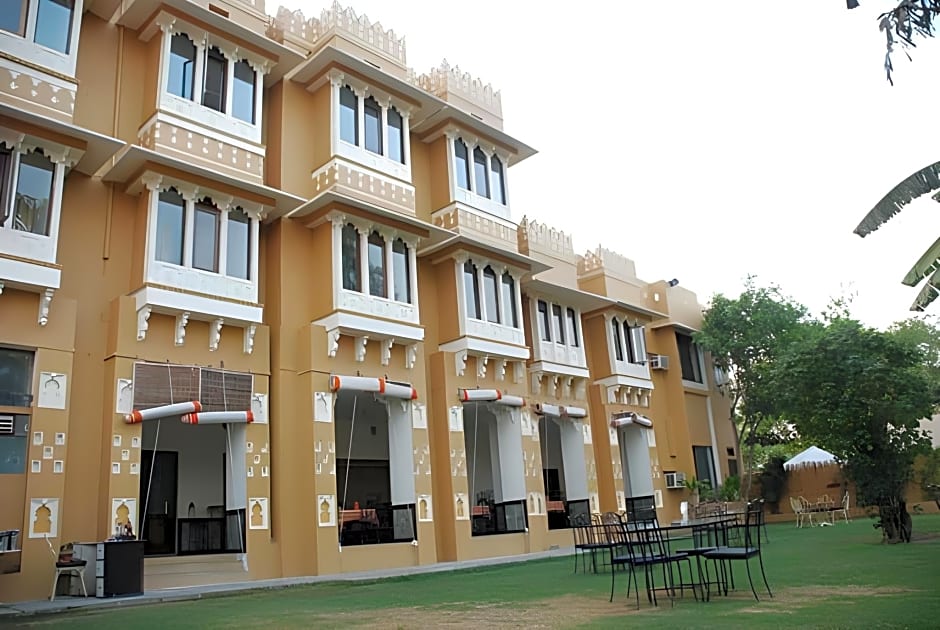 Hotel Pratap Palace