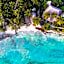 Kameleon Blue Arts Lodge