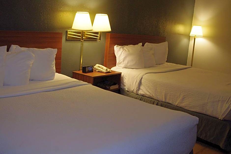 Econo Lodge El Paso, IL
