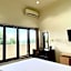 Mahkota Hotel Genteng