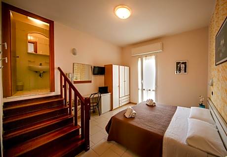 Double or Twin Room with Balcony