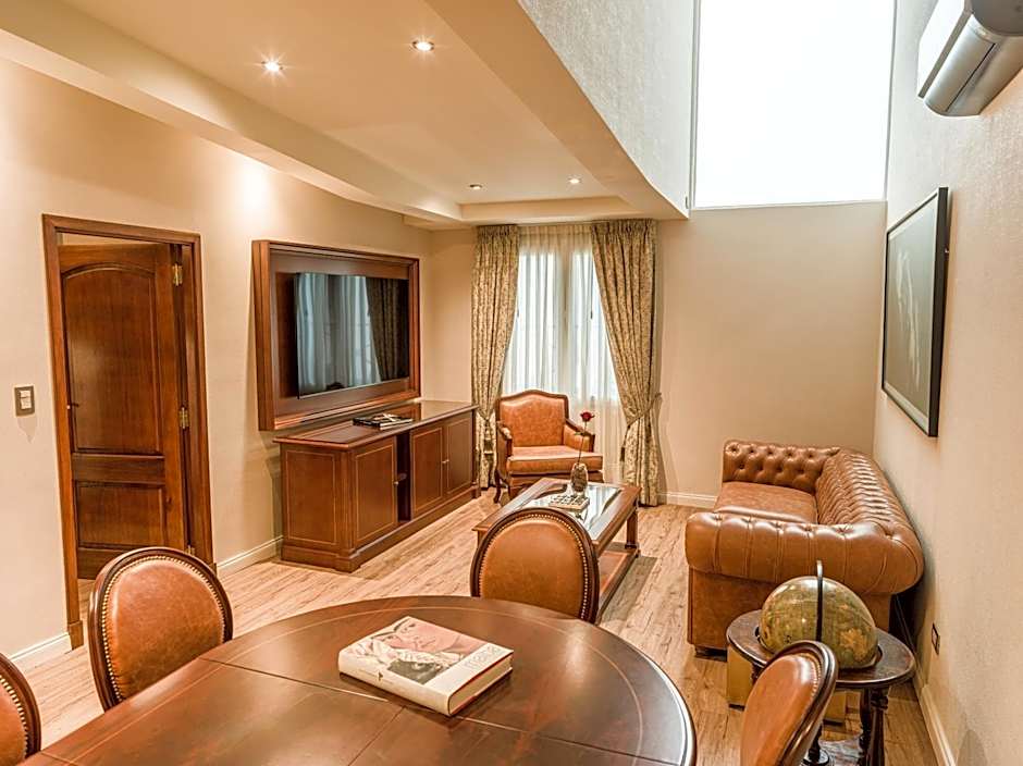 Meliá Recoleta Plaza Boutique Hotel