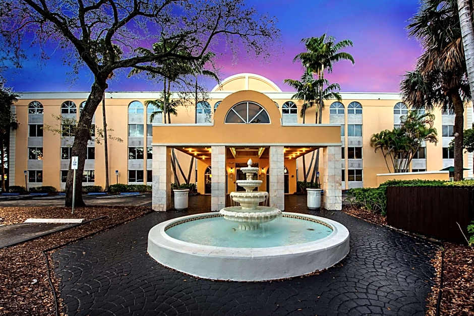 La Quinta Inn & Suites by Wyndham Fort Lauderdale Tamarac