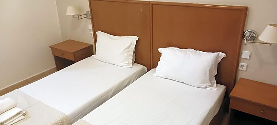 Stavros Beach Hotel
