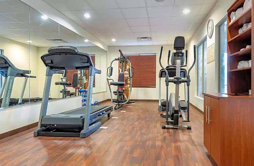 Holiday Inn Express & Suites Hebron - Cincinnati Airport by IHG