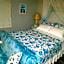 Searenity, Waterside studio in the heart of Treasure Island, walk to beach