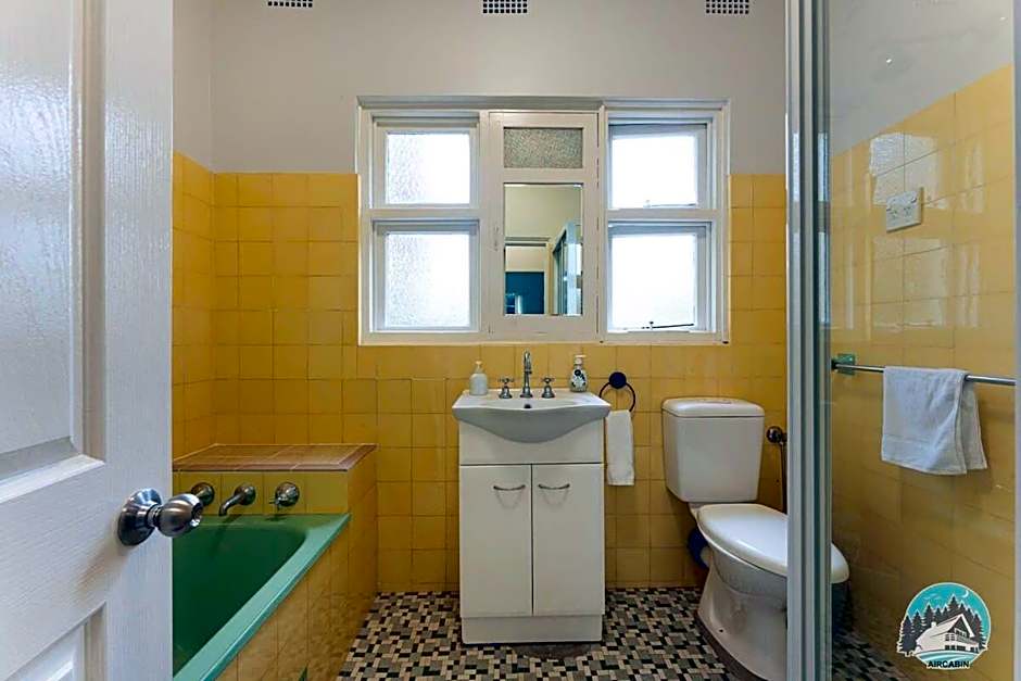 Aircabin - Blakehurst - Spacious - 5 Beds House