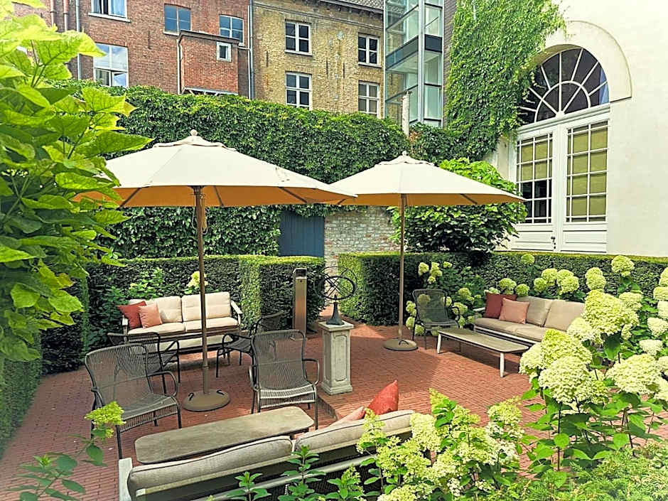 Dukes' Arches Brugge Adults only