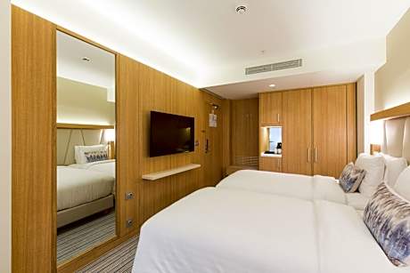 Standard, Guest room, 2 Twin/Single Bed(s), City view