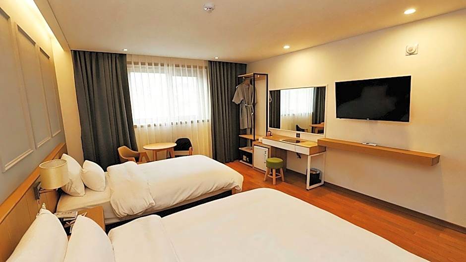 Pyeongchang Hotel The Maru