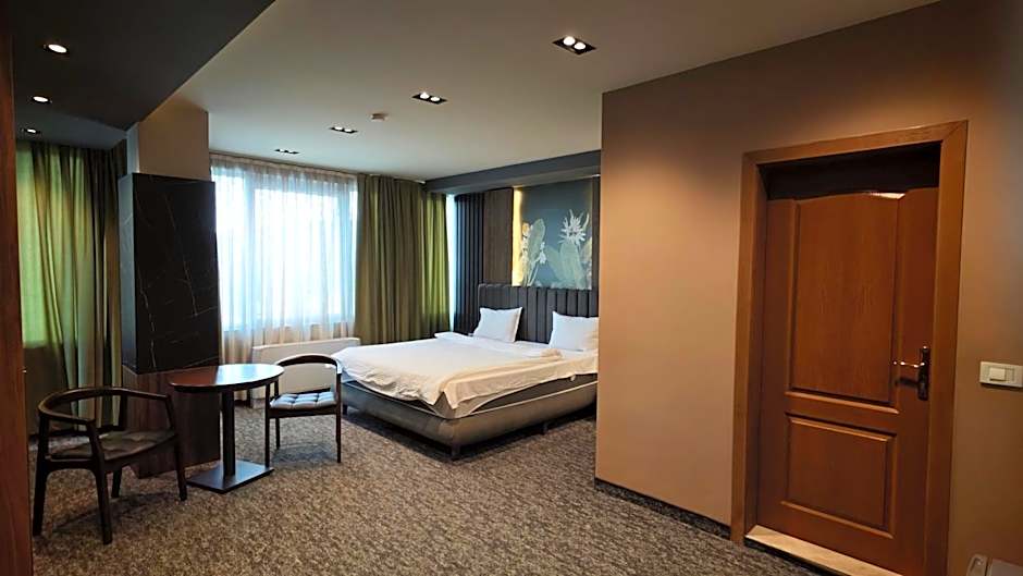 Hotel Emka