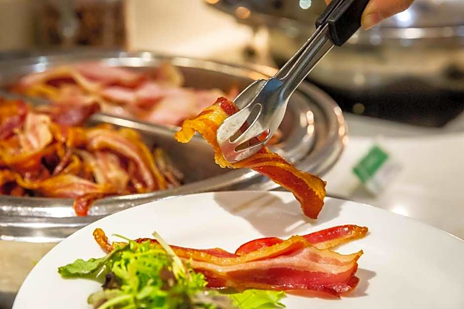 Furama Darling Harbour