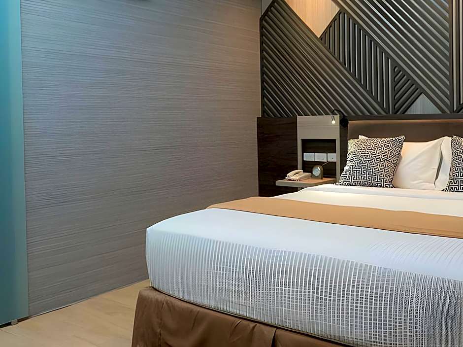 Adelina Hotel and Suites