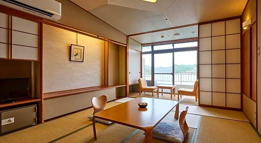 Hotel Urashima