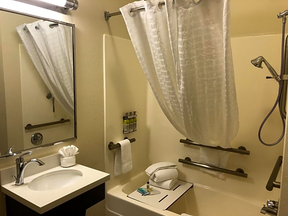 Candlewood Suites Greenville By IHG