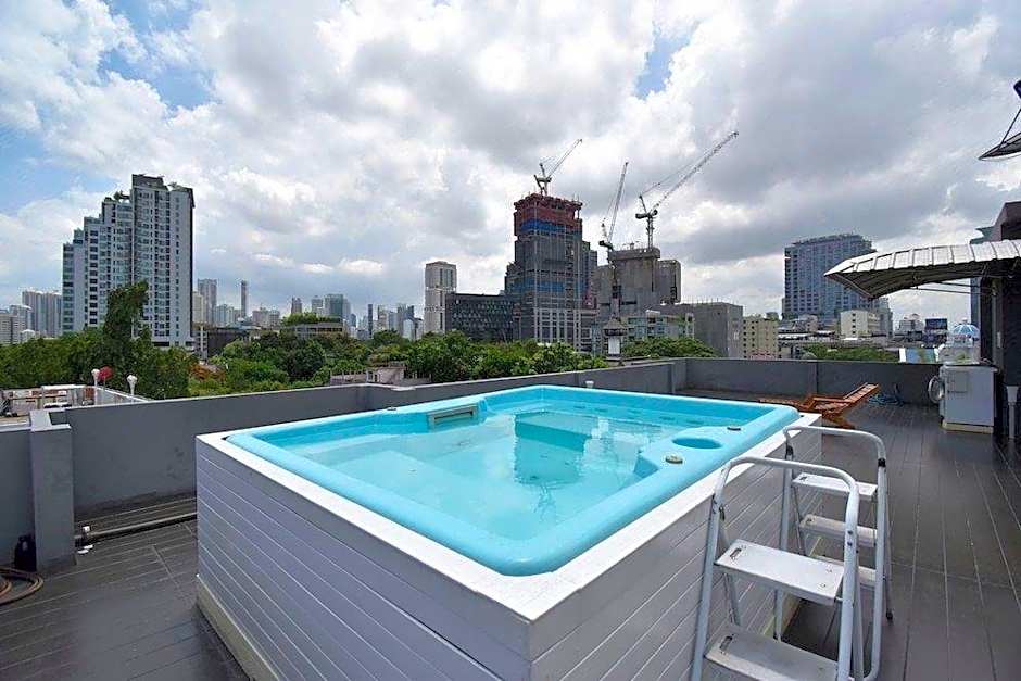 Ascella Sukhumvit 38