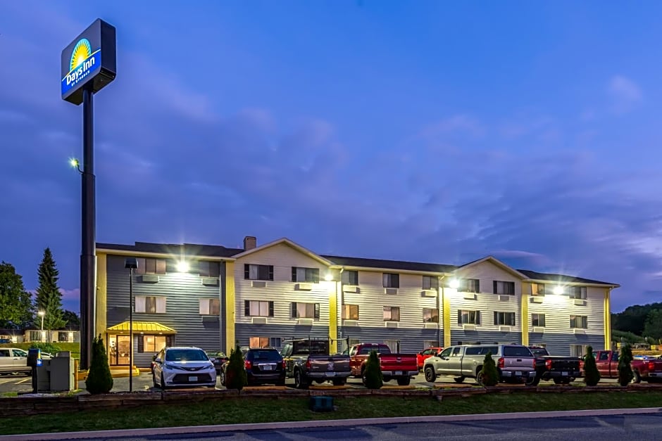 Days Inn by Wyndham Somerset PA I-70 I-76