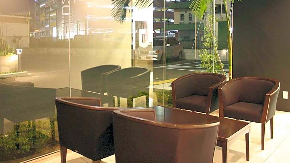 Green Rich Hotel Tosu Ekimae