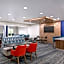 Holiday Inn Express & Suites North Fremont By IHG