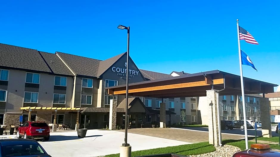 Country Inn & Suites by Radisson, St. Cloud West, MN