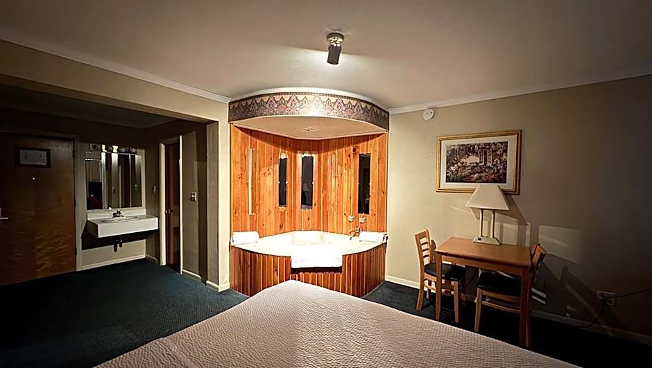 Magnuson Grand Pioneer Inn And Suites
