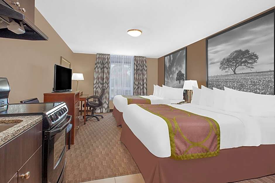 Photo 1 of 2 of Superior 2 Queen Beds Suite