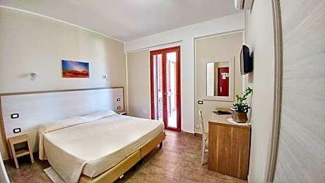 Deluxe Double or Twin Room with Balcony