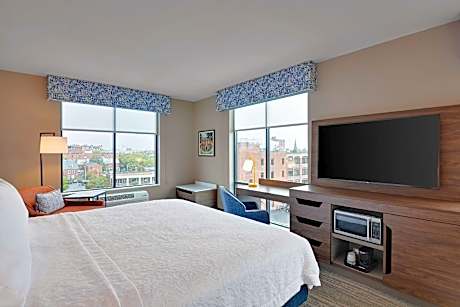 King Room W Microwave And Fridge