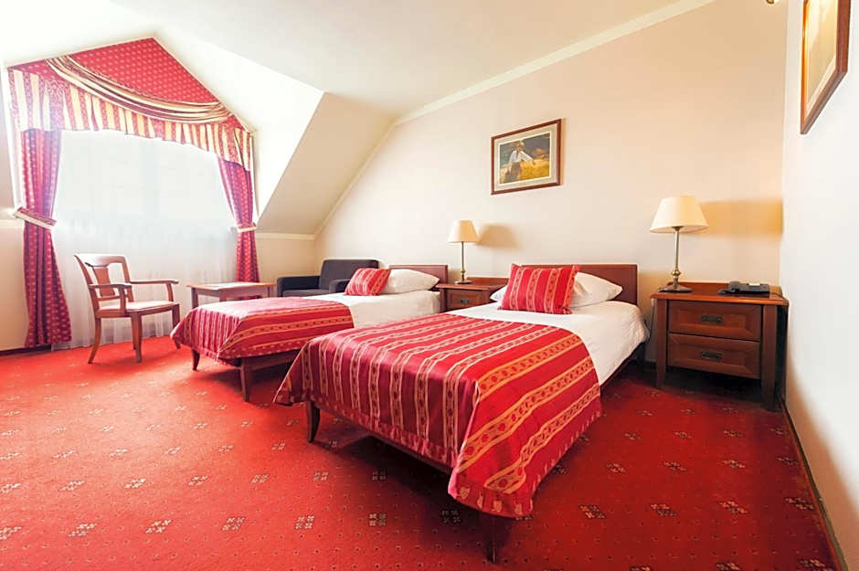 Hotel Żubrówka Spa & Wellness