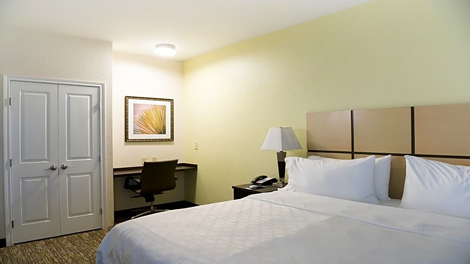 Candlewood Suites Bay City By IHG