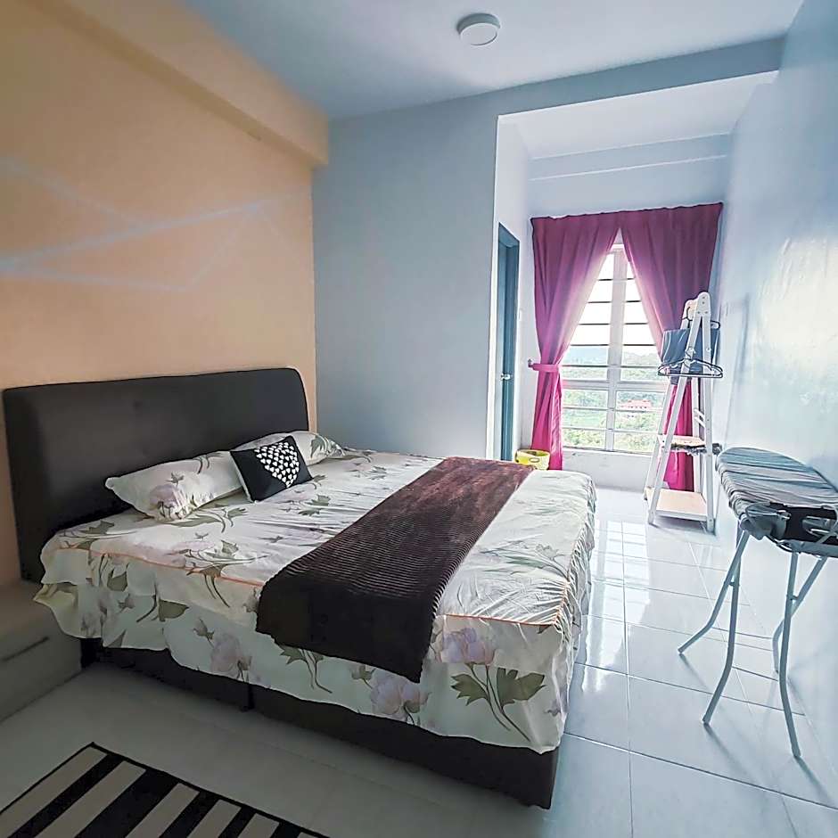 D'Elegant Suite - Emerald Avenue