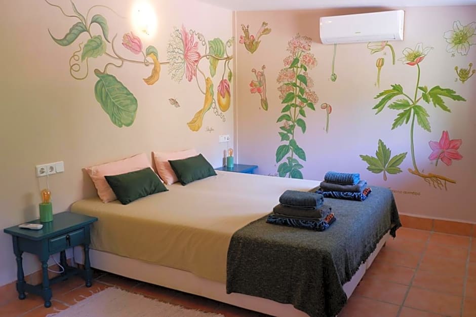 Vegan Guesthouse Finca Pereila