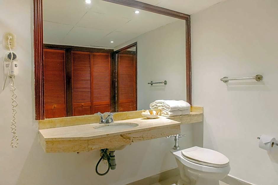 Hotel Faranda Express Puerta Del Sol Barranquilla, A Member of Radisson Individuals