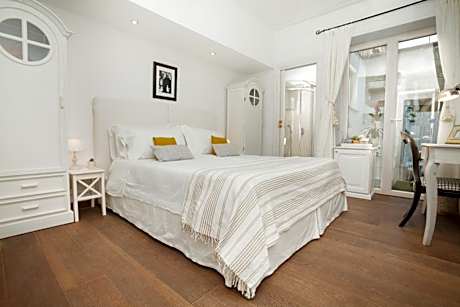 Classic Double or Twin Room