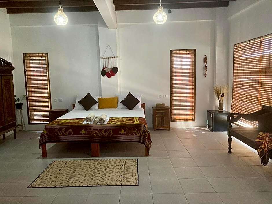 Lutwala Bungalows and Private Villa