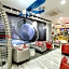 Planet Hotel