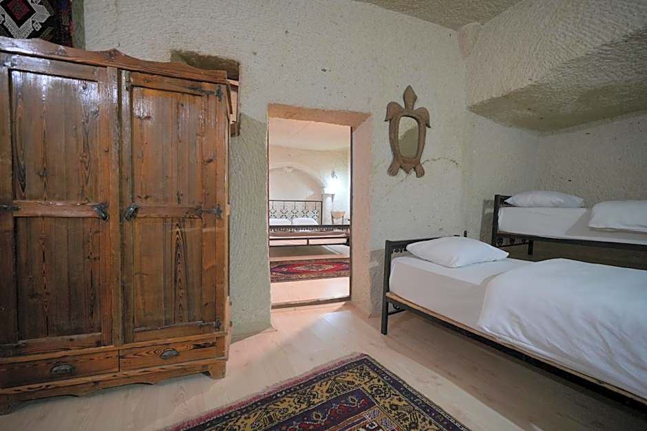 View Cave Hotel