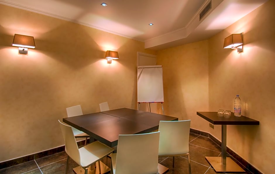 Hotel Claude Bernard Saint-Germain