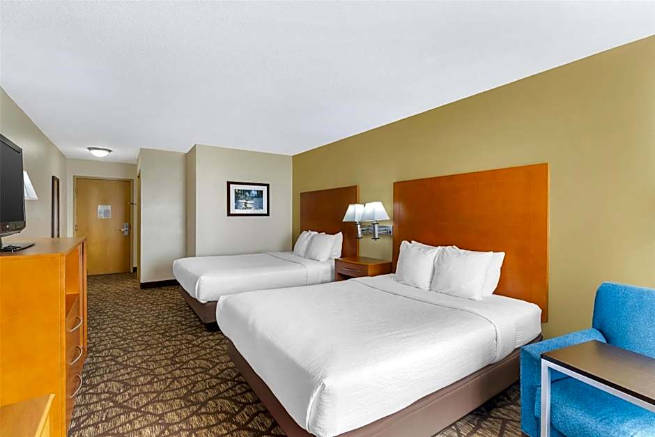 Best Western Plus Richmond Hill Inn