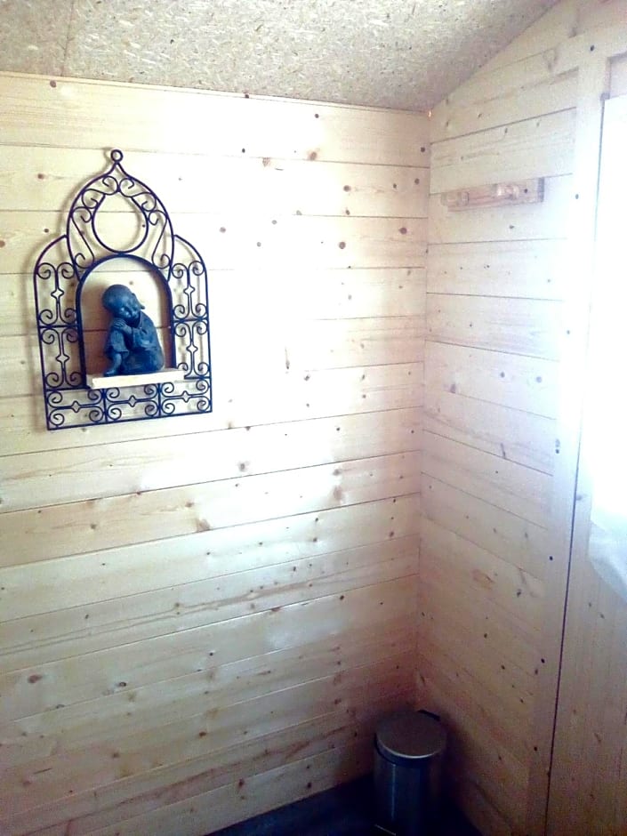 LES TONNEAUX DE L'EURE LOGEMENT INSOLITE