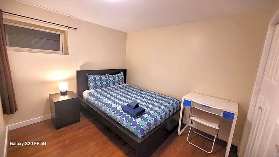 Home away from home - 6 bedroom fantastic bungalow