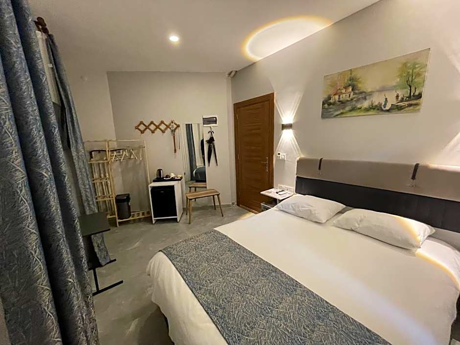 Turna Hotel