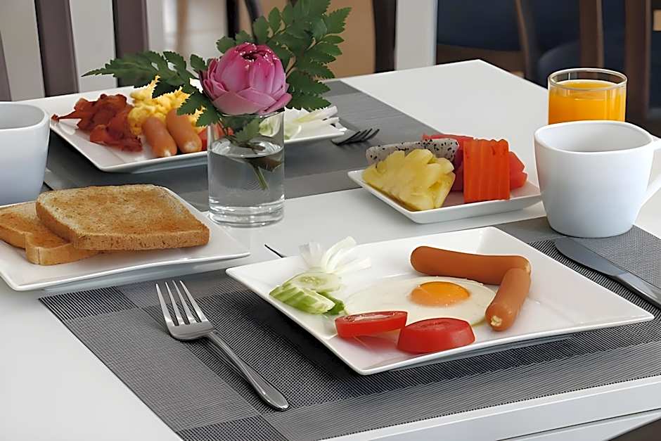 Ratchadamnoen Residence