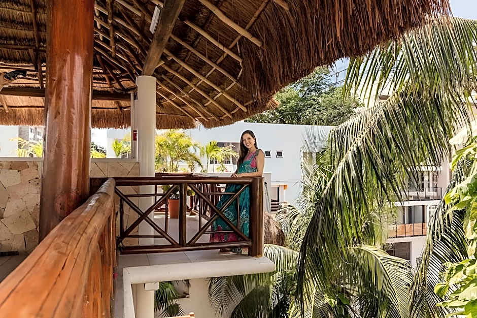 Estudios Selva y Mar by BFH